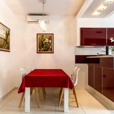 Apartment Green Garden Porec
